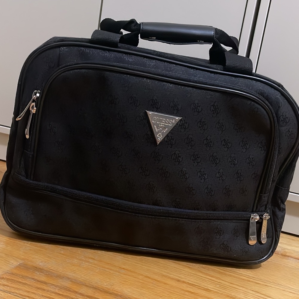 Guess travel bag